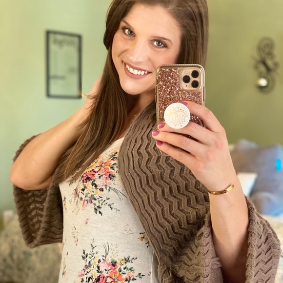 Meet your Posher, Erika shae - Picture 6 of 9